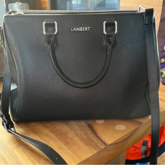 Lambert le GISÈLE 🖤 - Picture 2 of 6